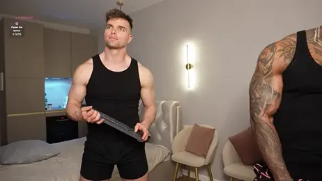 Nik_Sharp — 在 stripchat 直播的网络摄像头模特