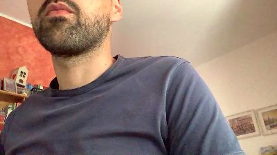 albertovic1 — Cam4 stream photo (Apr 2026)