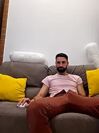 AmicisegretiITA — 在 stripchat 直播的网络摄像头模特