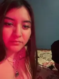 love_queen02 — Stripchat stream photo (Mar 2026)