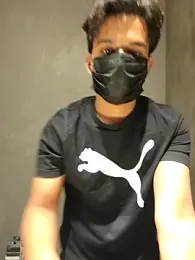 jerryrooh69 — 在 stripchat 直播的网络摄像头模特