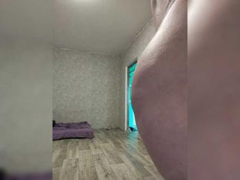 GOLDEN_WITCH — Bongacams stream photo (Sep 2026)