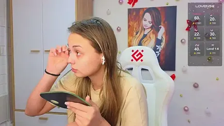 Misss_Vikk — 在 stripchat 直播的网络摄像头模特