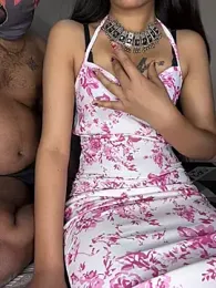 Suhu_love — 在 stripchat 直播的网络摄像头模特