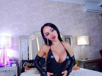 Issadorra — 在 bongacams 直播的网络摄像头模特