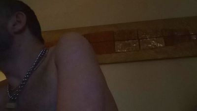 daddybearmadri5 — 在 cam4 直播的网络摄像头模特