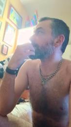 daddybearmadri5 — Cam4 stream photo (May 2026)