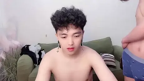 GF_001 — 在 stripchat 直播的网络摄像头模特