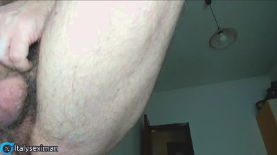 italysexyman — 在 cam4 直播的网络摄像头模特