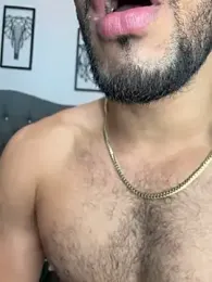 Maximiliano_ford — 在 stripchat 直播的网络摄像头模特