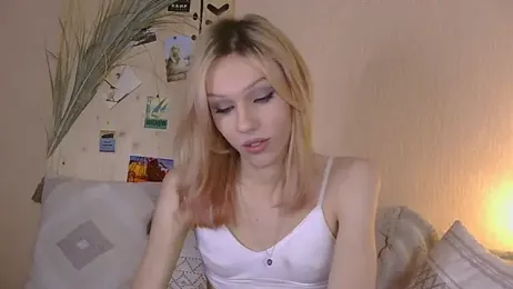 Kirana_Hayes — Stripchat stream photo (Apr 2026)