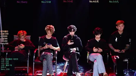 Eagle-five001 — 在 stripchat 直播的网络摄像头模特