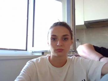 Anais8900 — 在 bongacams 直播的网络摄像头模特