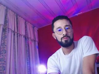 Paulo Mex — 在 flirt4free 直播的网络摄像头模特
