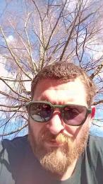 Mooooustache — 在 cam4 直播的网络摄像头模特