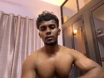 aestheticindianbbc — 在 stripchat 直播的网络摄像头模特