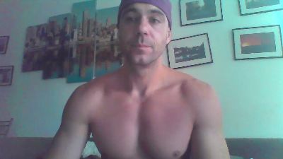 tupoke — 在 cam4 直播的网络摄像头模特