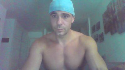 tupoke — 在 cam4 直播的网络摄像头模特