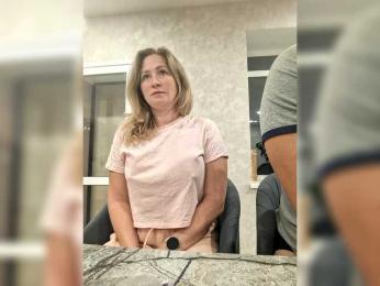 MOLLY-7 — Bongacams stream photo (Feb 2026)