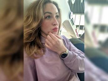 MOLLY-7 — Bongacams stream photo (Jan 2026)