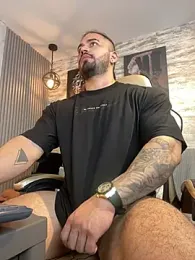 jaxon_colton — 在 stripchat 直播的网络摄像头模特