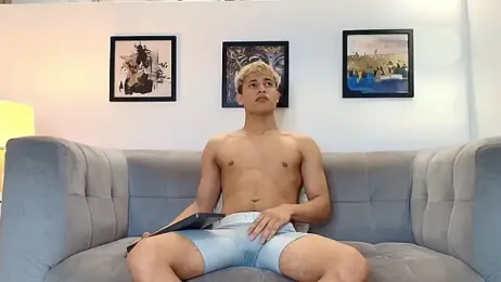 YOUNG_GUYS1 — 在 stripchat 直播的网络摄像头模特