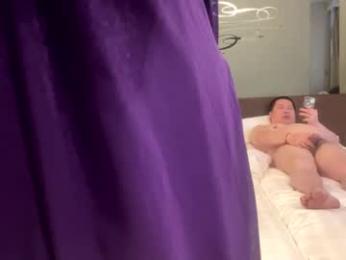 cocacola1668 — 在 chaturbate 直播的网络摄像头模特