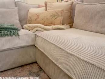 x_lily_x — Chaturbate stream photo (Mar 2026)