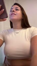 Jennifer_19_06 — Cam4 stream photo (Feb 2026)