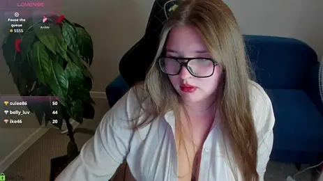 Chloee_White — stripchat