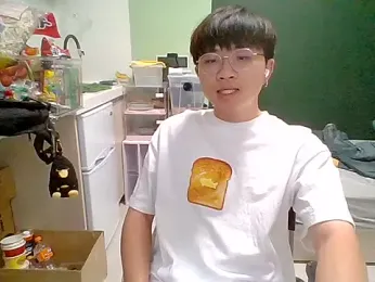 Yang_571 — Stripchat stream photo (Jun 2026)