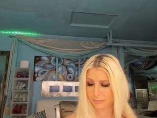 adrianna777 — Camsoda stream photo (Aug 2026)