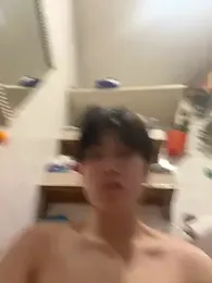 Sunny9643 — 在 stripchat 直播的网络摄像头模特