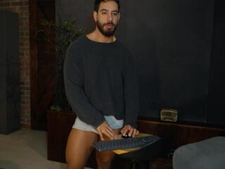 James Axel — 在 flirt4free 直播的网络摄像头模特