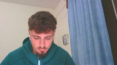 IlRitorno7 — 在 cam4 直播的网络摄像头模特