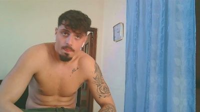 IlRitorno7 — 在 cam4 直播的网络摄像头模特