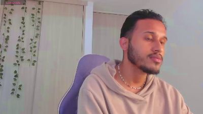 SubmissiveHorny — Cam4 stream photo (Jun 2025)