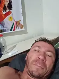 RobertoLuiz84 — Stripchat stream photo (Jun 2026)