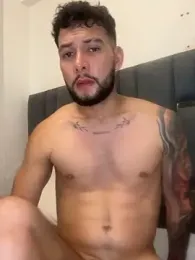 noah_corvelle — Stripchat stream photo (Apr 2026)