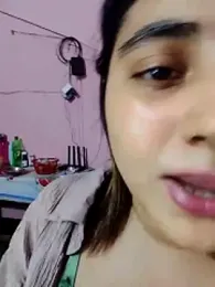 rasmiva — Stripchat stream photo (Oct 2025)