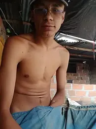 flaco_vergoon — 在 stripchat 直播的网络摄像头模特