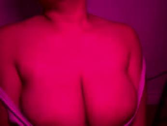 bigwilly624969 — 在 chaturbate 直播的网络摄像头模特