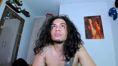 UR_LATIN_BUSHY_GUYS — Stripchat stream photo (Aug 2026)