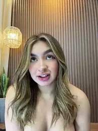 jenn_fit — 在 stripchat 直播的网络摄像头模特