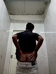 Krishna-10 — Stripchat stream photo (Apr 2026)