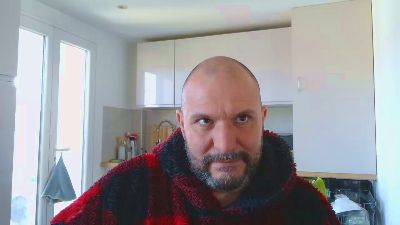 DaddyBearLive — 在 cam4 直播的网络摄像头模特