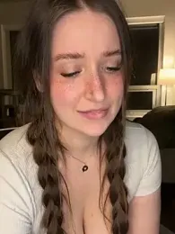 nerdynina — 在 stripchat 直播的网络摄像头模特