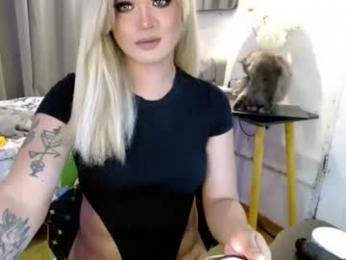 katykiat — Chaturbate stream photo (Jun 2026)
