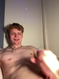 Elias_Veins — 在 stripchat 直播的网络摄像头模特