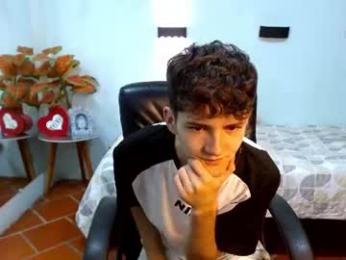 trevor_mob — 在 chaturbate 直播的网络摄像头模特